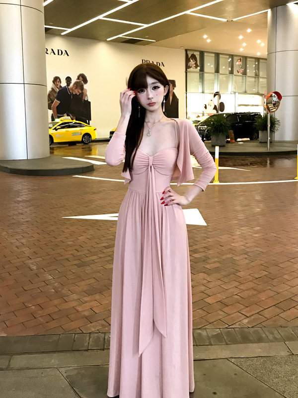 2025 New French Pure Desire Style Pink Suspender Dress for Women Early Autumn Cardigan Wear with Long Skirt Suit