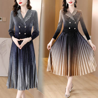 2024 Autumn New elegant women's slim fit slimming suit collar large pleated gold velvet dress