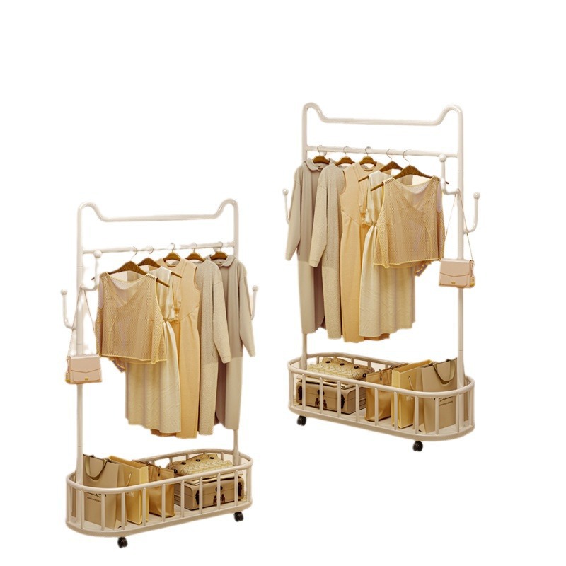 Percha de ropa piso dormitorio percha ropa móvil rack subred luz roja lujo simple multifuncional perchero