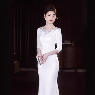 White Evening Dress Dress Women's Light Luxury Niche High-end French Simple and Generous Fishtail Banquet Host Dairy and Elegant
