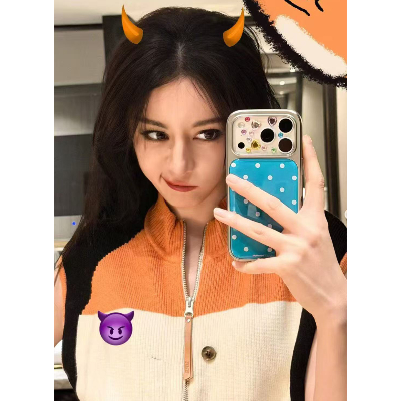 Woowoowoo【Same Style as Dilireba】Ins White-Enhancing Lake Blue Polka Dot Phone Case Suitable for iPhone Woowoowoo【Same Style as Dilireba】Ins White-Enhancing Lake Blue Polka Dot Phone Case Suitable for iPhone