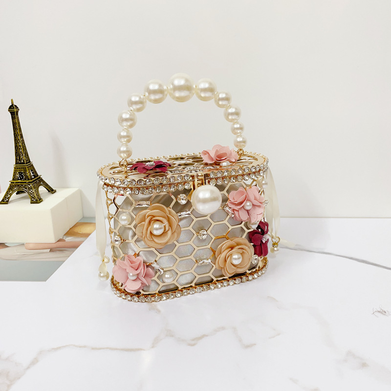 pearl-and-diamond-flower-handbag-drawstring-pork-cage-bag
