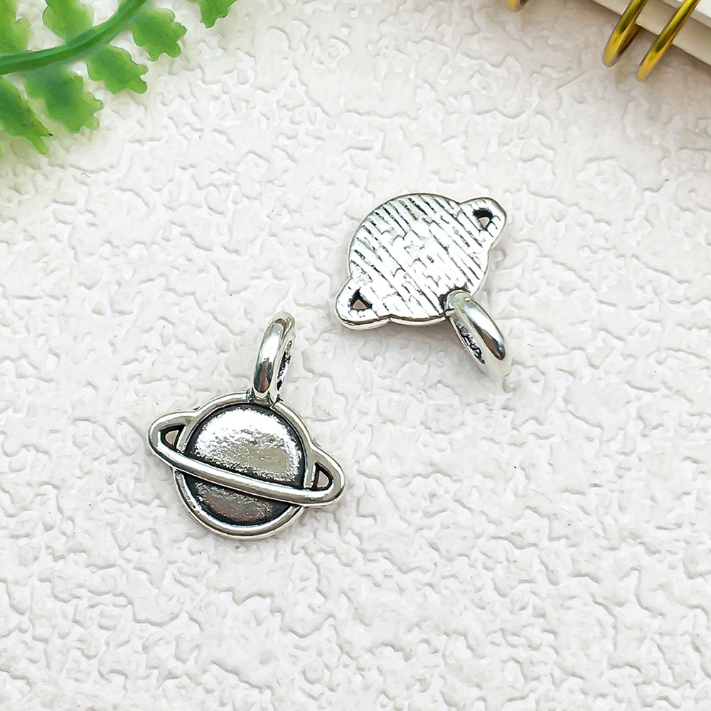 1 라운드 항공 위성 별 지구 11x13mm-0.6g-11214