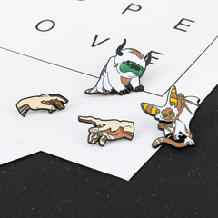 可愛動物蠻牛阿帕胸針配飾 米開朗基羅上帝之手卡通手指胸針徽章