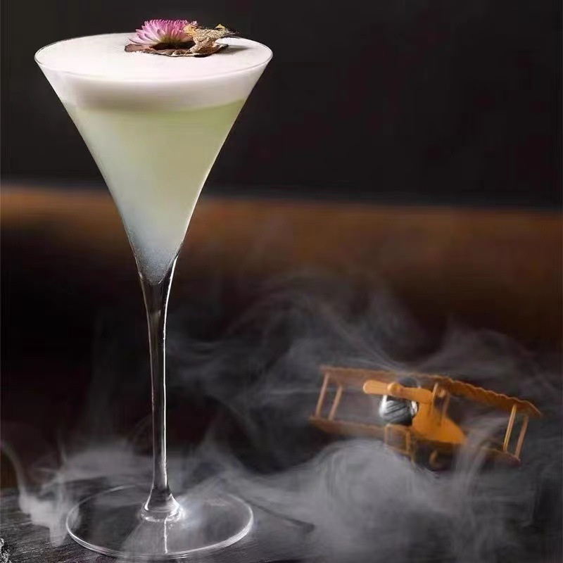 New style trumpet glass crystal high-stem champagne flutes martini glasses sparkling wine triangle cocktail cups