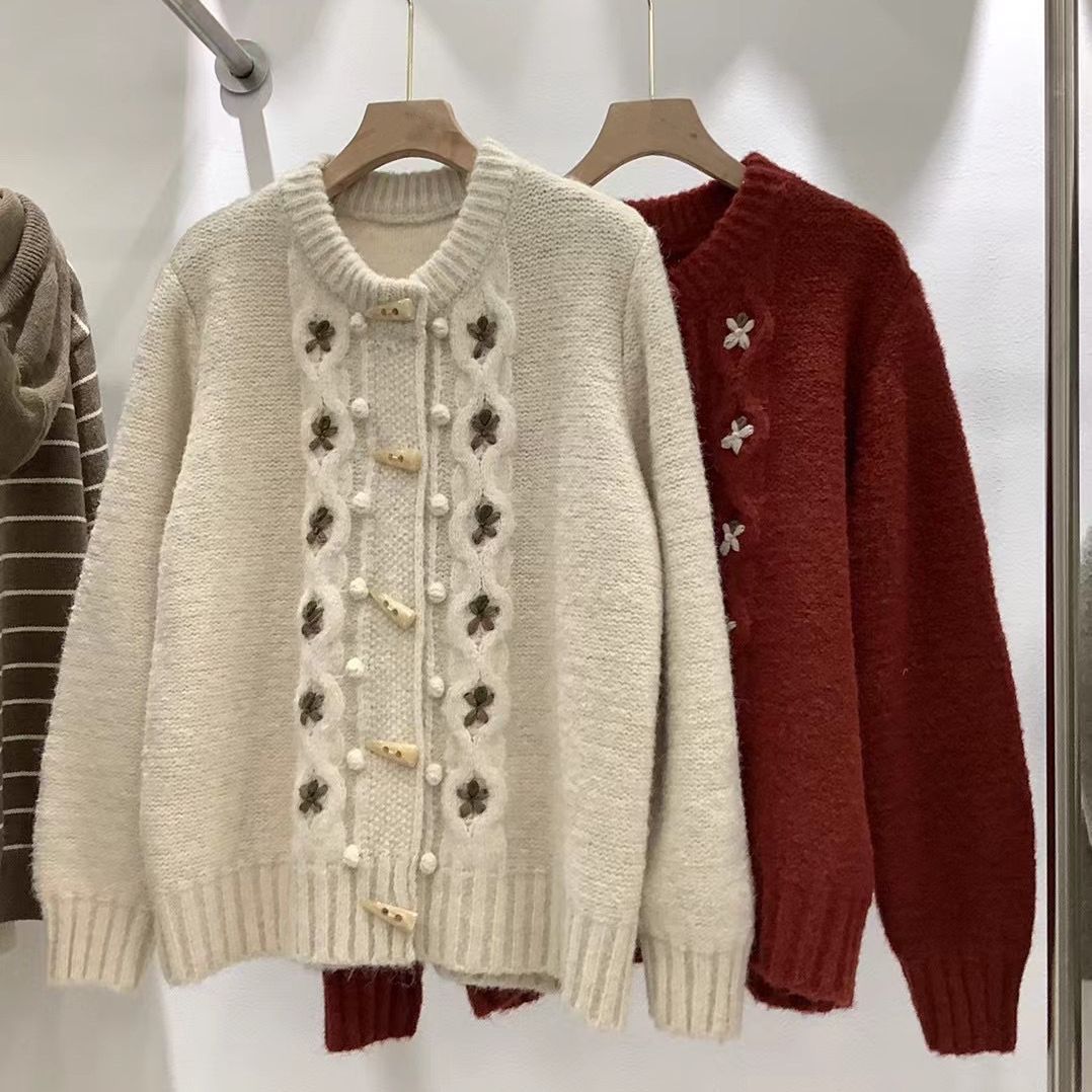 여성을 위한 가을, 겨울 새로운 중공업 손으로 뜨개질한 뿔 단추 스웨터 재킷 여성용 느슨하고 부드럽고 다재다능한 니트 가디건