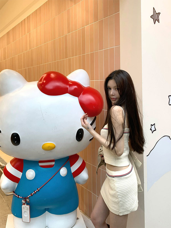 titi小姐姐【mIu girl】法式复古学院风针织开衫内搭吊带半裙套装|undefined