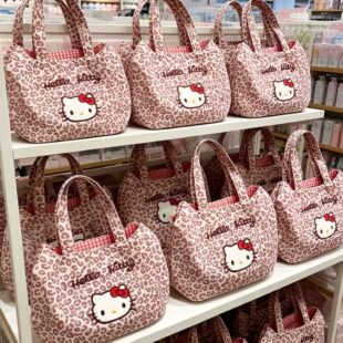 ���y�������ֶY���YƷ���̽�Kitty؈������ɐۄP��؈�nϵŮ��