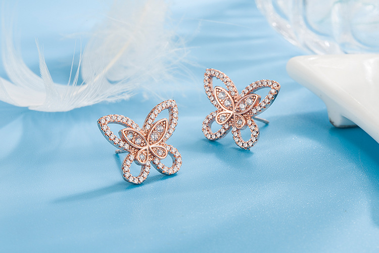 Elegant Butterfly Copper Polishing Plating Inlay Zircon Ear Studs 1 Pair