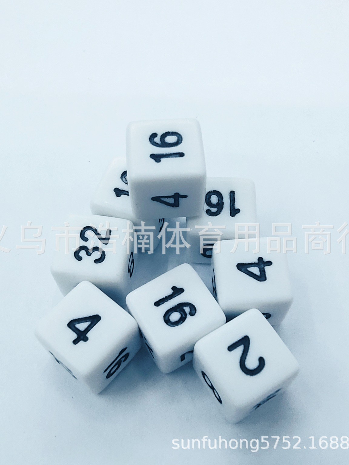 Plastic dice