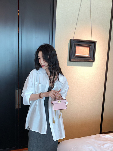 Fashionable girl handbag Korean version new internet celebrity chain crossbody bag mini outing earphone bag simple shoulder bag