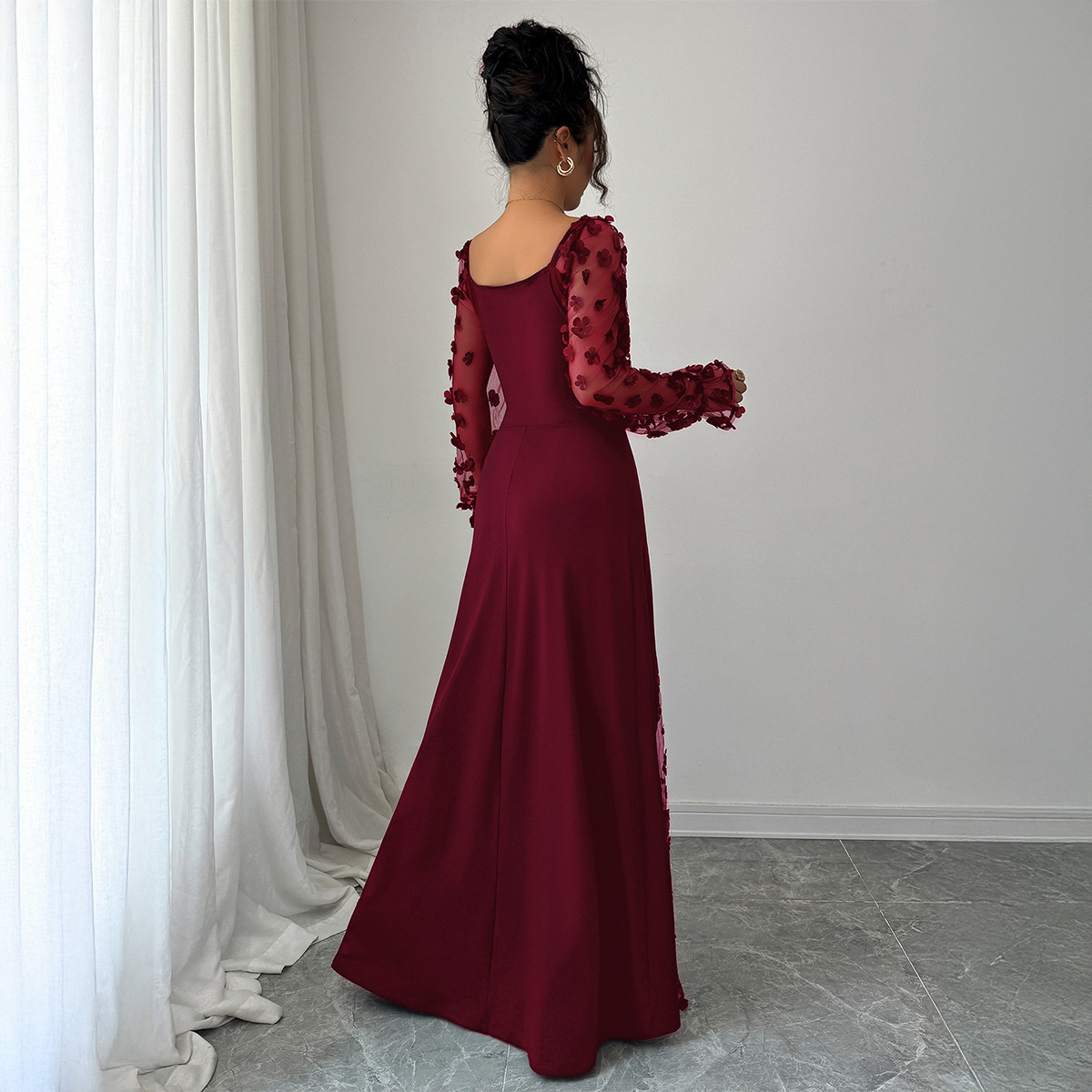 Women's Elegant Long-Sleeve Maxi Dress