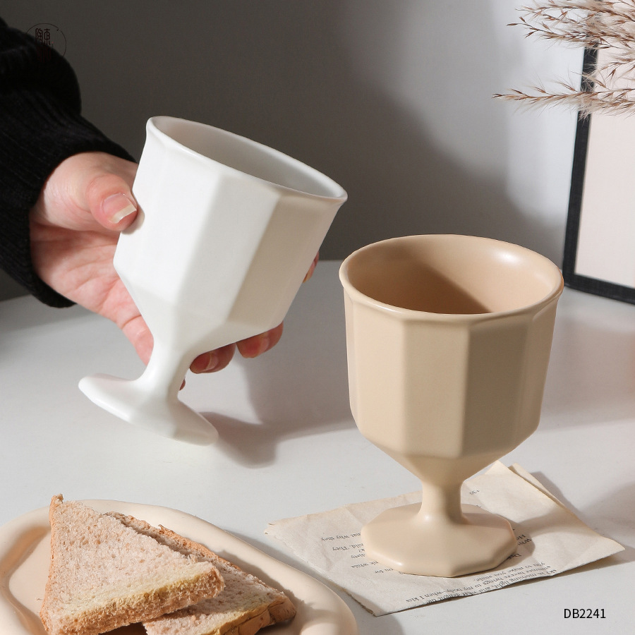 ��ʽ���˱�����������ins����ֵ�ްѸ߽���Ʒͨ����ʿ�մɱ�����