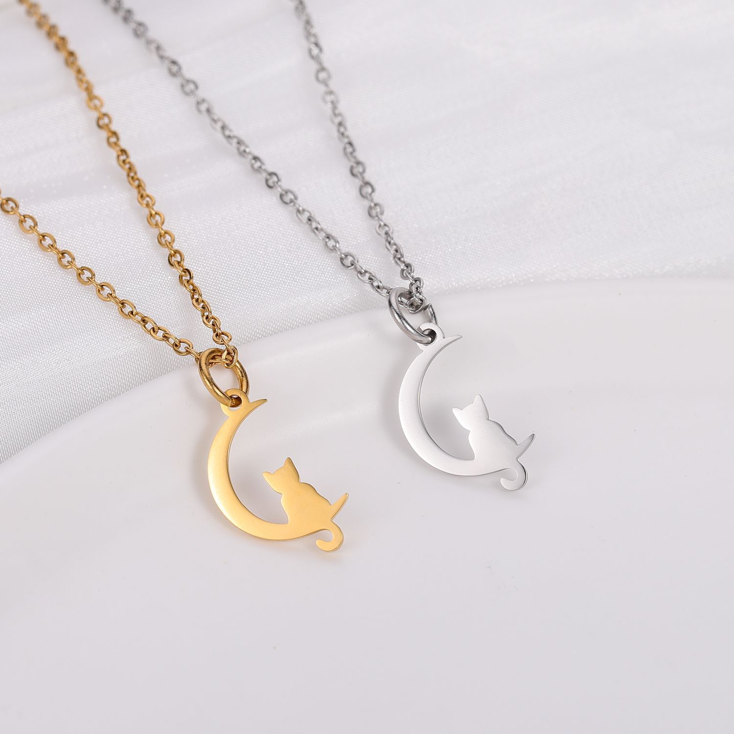 1 Piece Quantity Daily Occasion Cute Animal Moon Stainless Steel Titanium Steel Plating Pendant Necklace