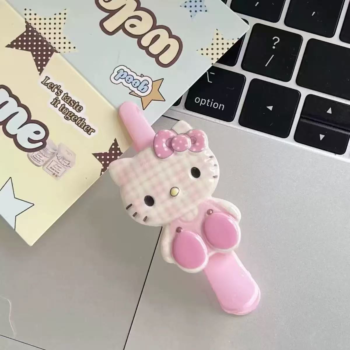 핑크 줄무늬 kt 고양이