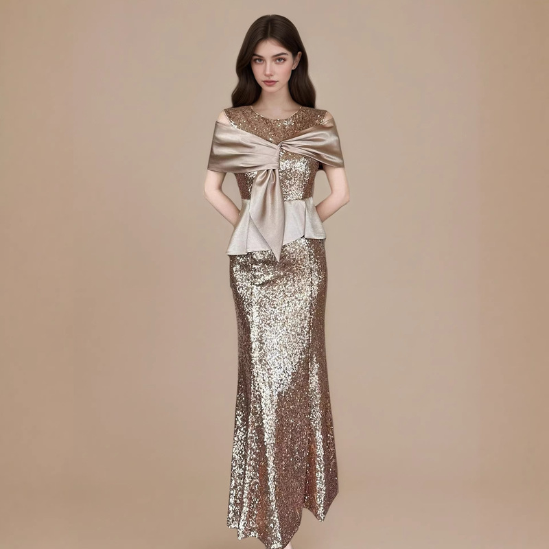 Dewell's High-End Original Dress for Weddings, Banquets, and Formal Occasions, Featuring a Mermaid Silhouette and Sequins, Exuding Elegance
