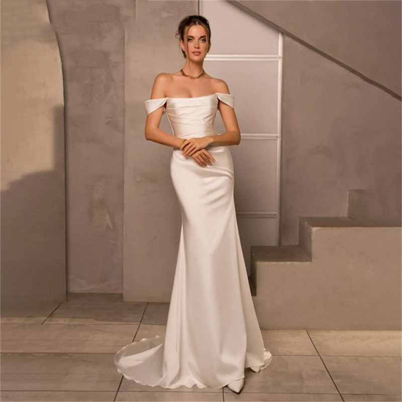 French Satin Light Wedding Evening Dress Women's White Off-shoulder Slim-fit Fishtail Host Annual Meeting Dress Small Tail