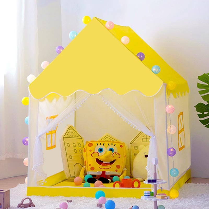 Casa de juguetes para niños en el interior de la tienda de campaña pequeña niña princesa castillo niña bebé casa pequeña casa de juegos