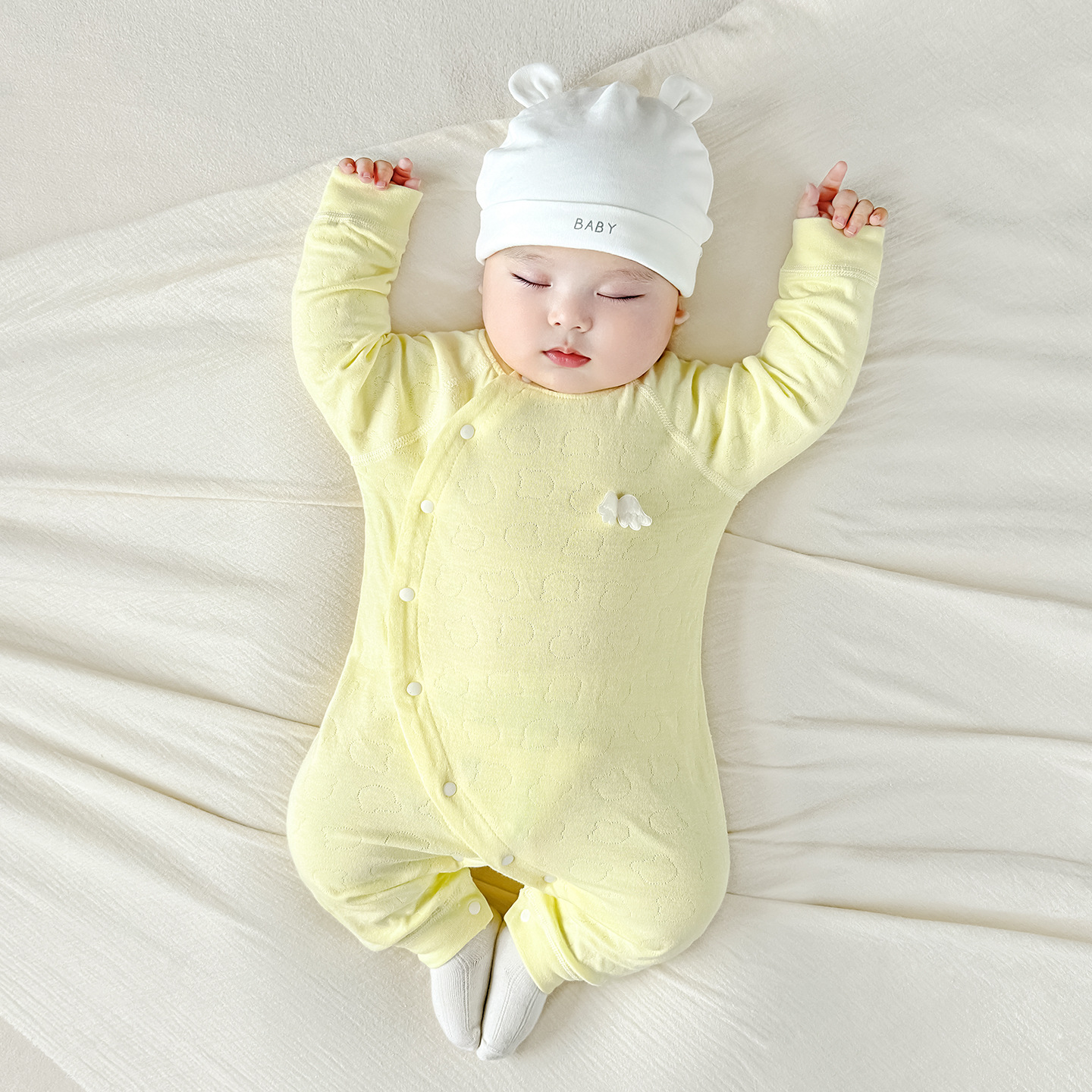 Primavera y otoño, camiseta infantil, camiseta de algodón delgada, ropa de recién nacido, ropa de otoño para bebés