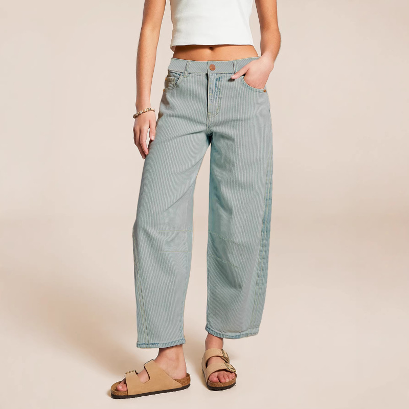 European and American Style Factory Wholesale Tapered Jeans Carrot Pants Women's Blue Striped Pants Wholesale European and American Style Factory Wholesale Tapered Jeans Carrot Pants Women's Blue Striped Pants Wholesale