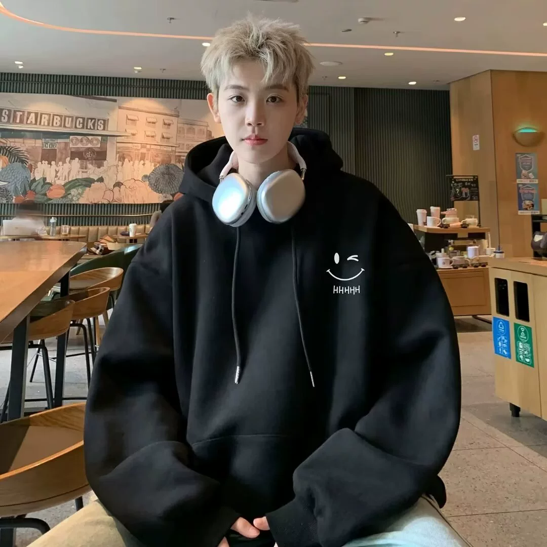 Национальная приливная свободная капюшон с плюшевой капюшоном мужской осенью и зимой 2024 новый американский мальчик прилив тяжелый смайлик толстовка
