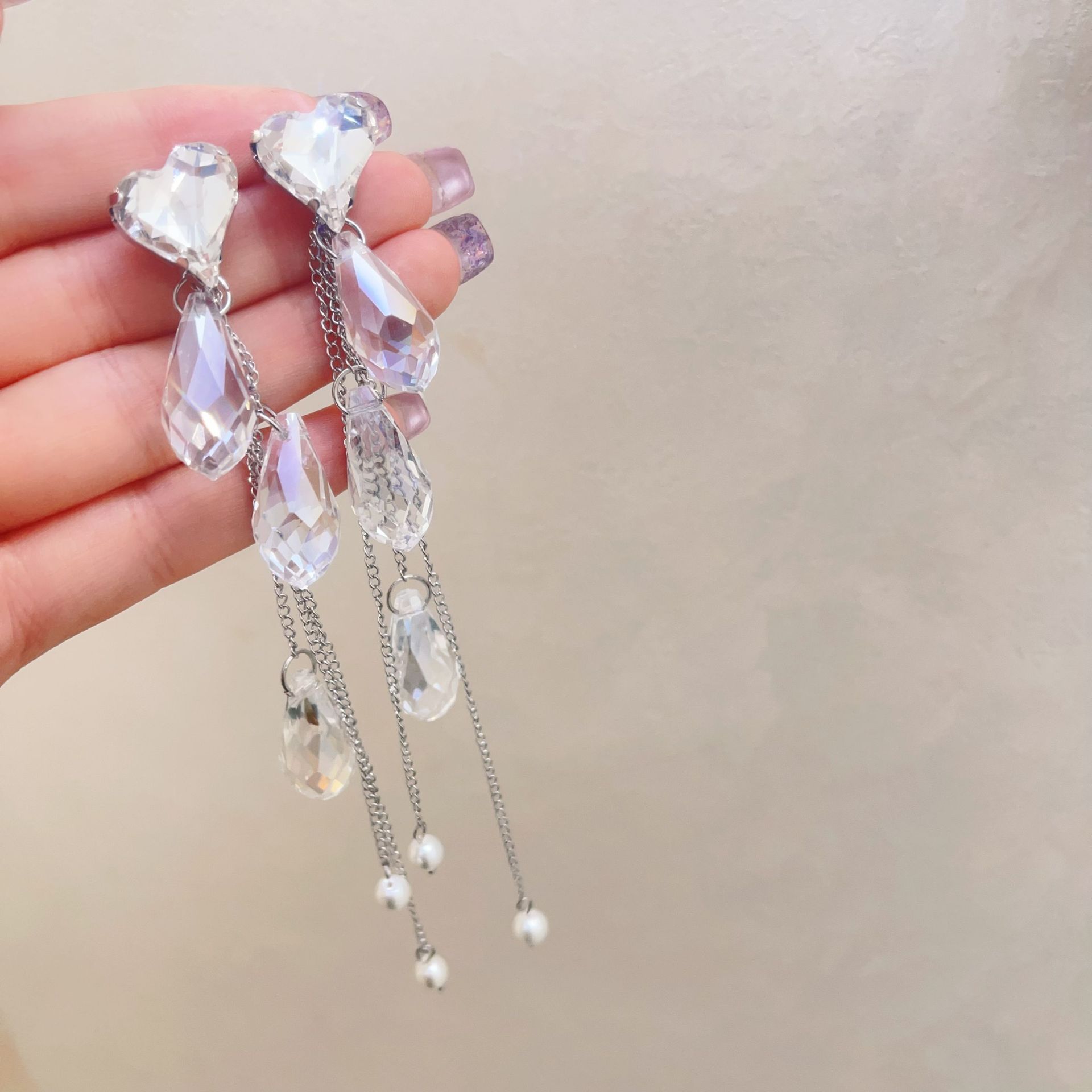 Love Crystal Tassel Earrings Water Drop Pendant Exaggerated Exquisite French Retro Light Luxury Earrings for Women