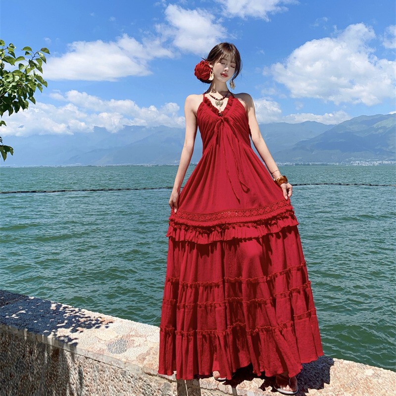 French Retro Red V-Neck Vacation Suspender Dress 2026 Loose Beach Dress Sexy Backless Cake Long Dress