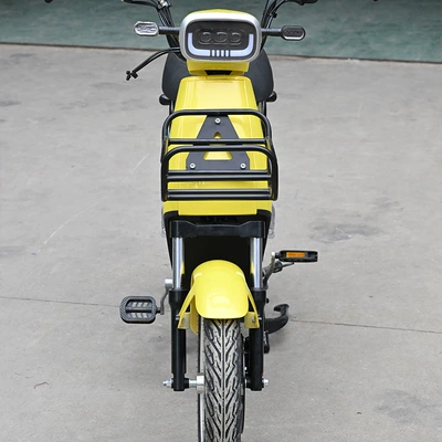 Elektrikli motosikletlər Small Yellow Vehicles, Scooters, Overseas