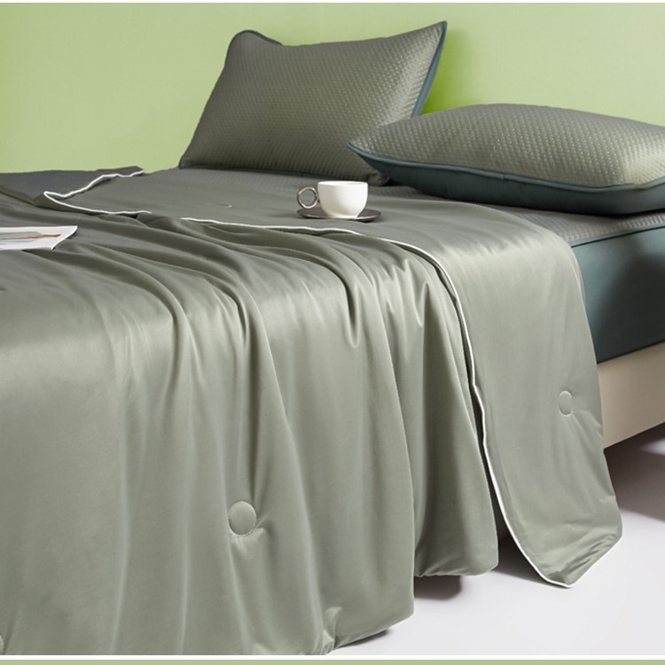 Sensación fresca de verano Clase A seda de hielo edredón fresco de verano juego de cuatro piezas sedoso sueño desnudo edredón de aire acondicionado sábana ropa de cama