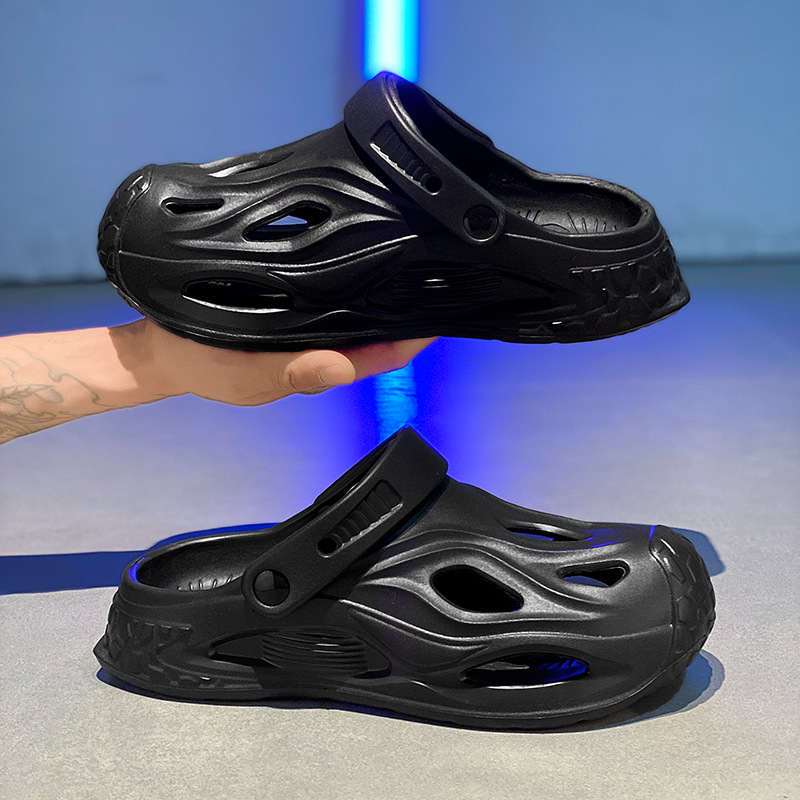 Zapatos con agujeros Sandalias antideslizantes de puntera de suela gruesa de verano de playa para hombre EVA Sensación de mierda Sandalias y zapatillas de conducción transfronteriza