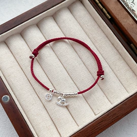 项链;耳钉;戒指