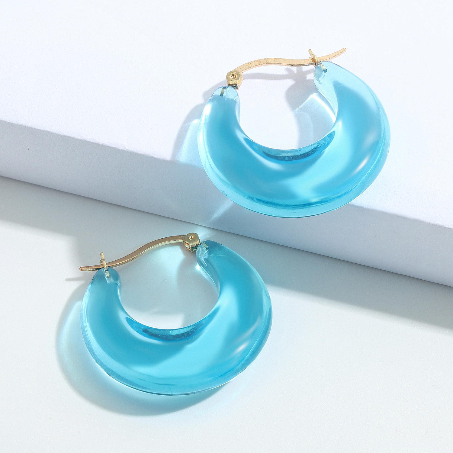Korean style retro color Ushaped resin earringspicture12