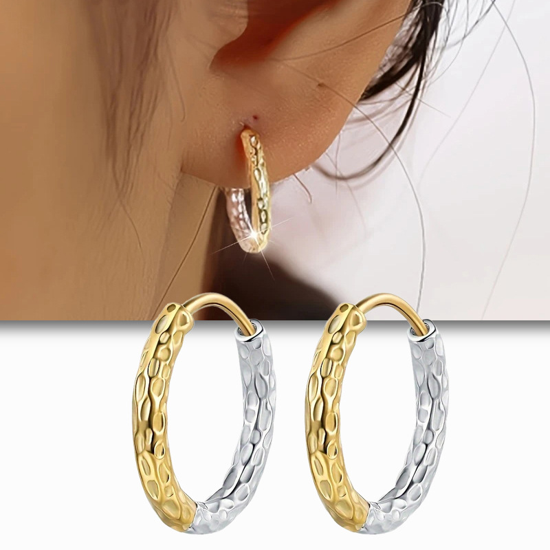 Gold And Silver Two-tone Textured Hoop Earrings For Women_voghion.com