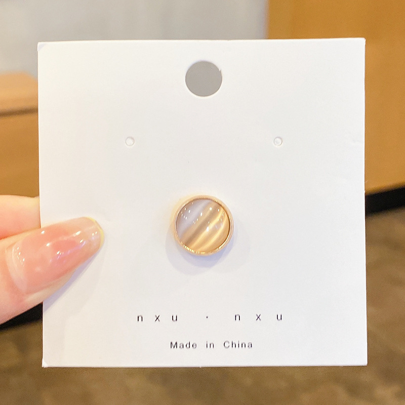 Camisas fijas, botones de collar sin marcas, antifluorescencia, broches de succión magnética, 2025 nuevos accesorios sin perforación.