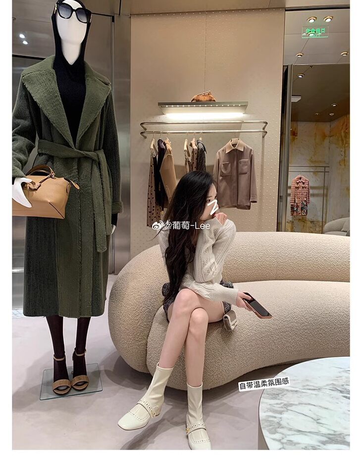 Bốt ngắn nữ mũi vuông bằng da bò nguyên miếng, gót vừa 3–5 cm, đế dày, khóa kéo phía sau — Màu trắng (giày bốt ngắn), Màu đen (giày bốt ngắn), Đen (bốt) chi tiết 43