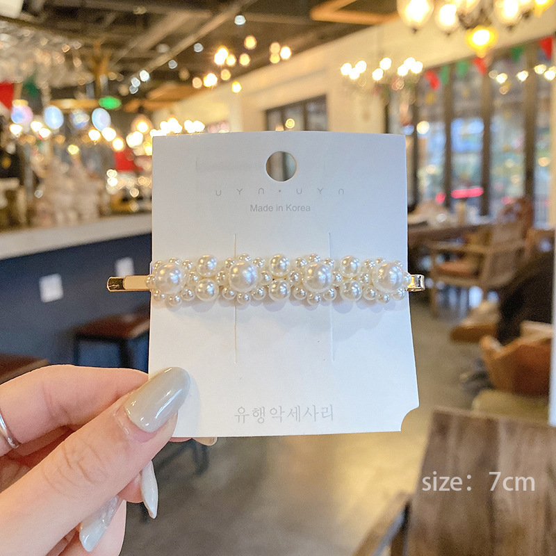 Pasador de pelo de perlas de alta gama estilo francés para mujer, clip para flequillo lateral, elegante clip para el pelo de la frente, accesorio para el pelo tipo pico de pato.