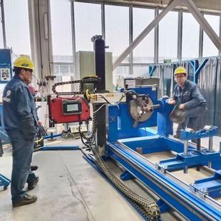 Flange automatic welding special machine pipe butt automatic welding non-standard pipe welding machine manipulator matching welding machine