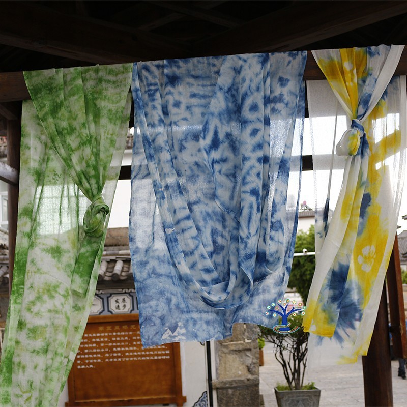大理手作業で染めた布地の両面の花型の薄い糸のカーテンの装飾的な布地の天井のカーテンの背景の布のスカーフの布|undefined