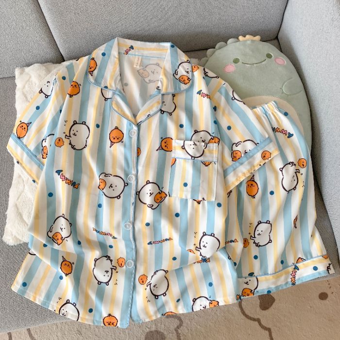 Venta al por mayor transfronteriza de nuevo estilo de seda de hielo elástico de cuatro lados pantalones cortos finos de manga corta traje de pijama mujer verano dulce dibujos animados servicio a domicilio