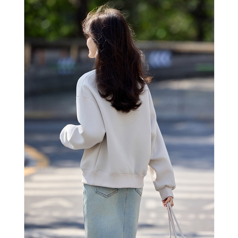 立体字母印花卫衣2025早秋简约时尚风小个子宽松休闲卫衣女|undefined