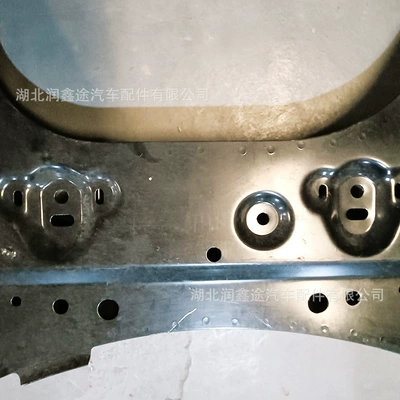 Applicable to Dongfeng Fengshen Front axle