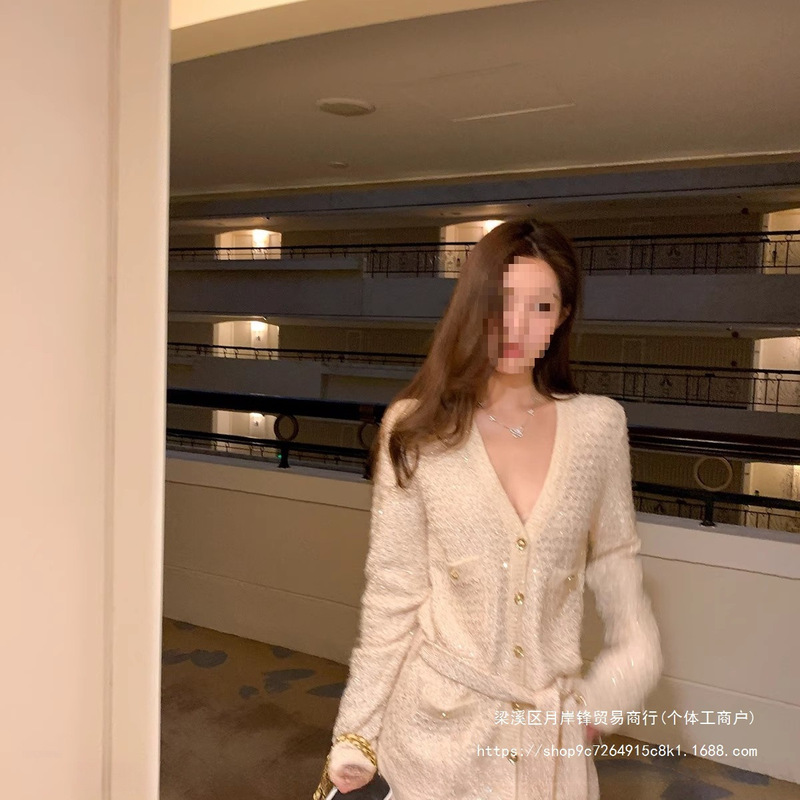 早秋新款米杏色小香风毛衣外套女秋百搭针织开衫|undefined