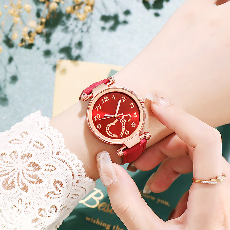 Reloj de amor retro estilo ins coreano para mujer, minimalista y versátil, mini temperamento para estudiantes, reloj de mujer de moda literaria