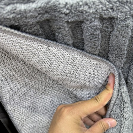 Alfombra jacquard de terciopelo relajante simple transfronteriza, sala de estar, aislamiento acústico y absorbente de agua, sin pérdida de cabello, alfombra lavable