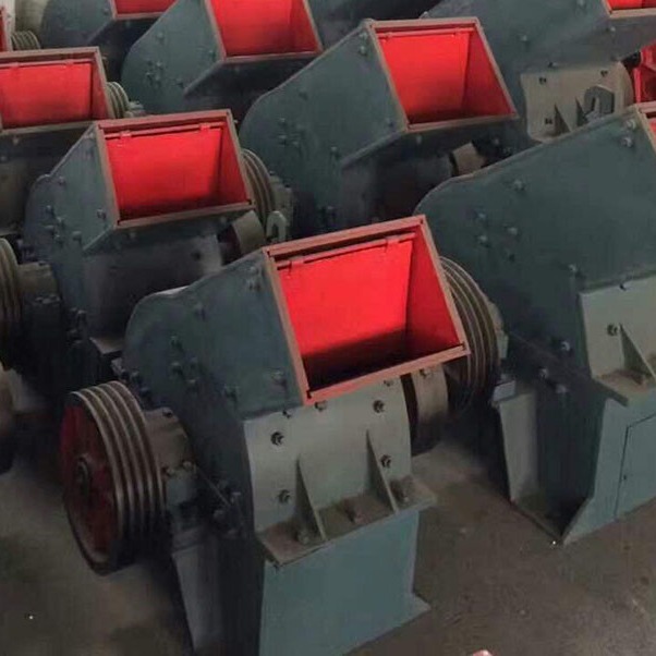 小型移动玻璃锤式粉碎机 小型煤矸石粉碎机移动站 400*300榔头机