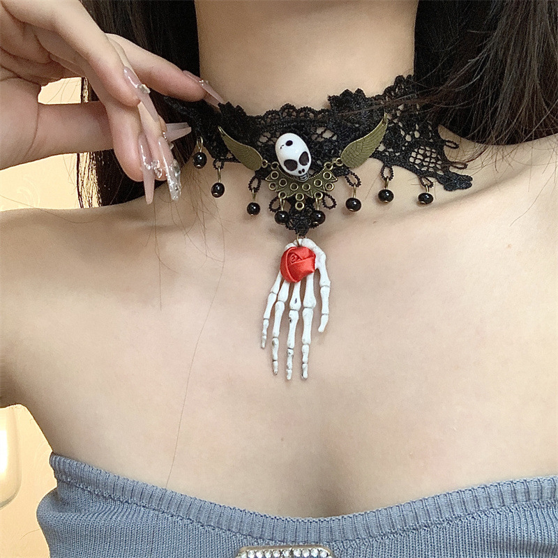 Vintage Schwarze Spitzenkette Mit Skeletthand Und Gothic Ohrringe_voghion.com