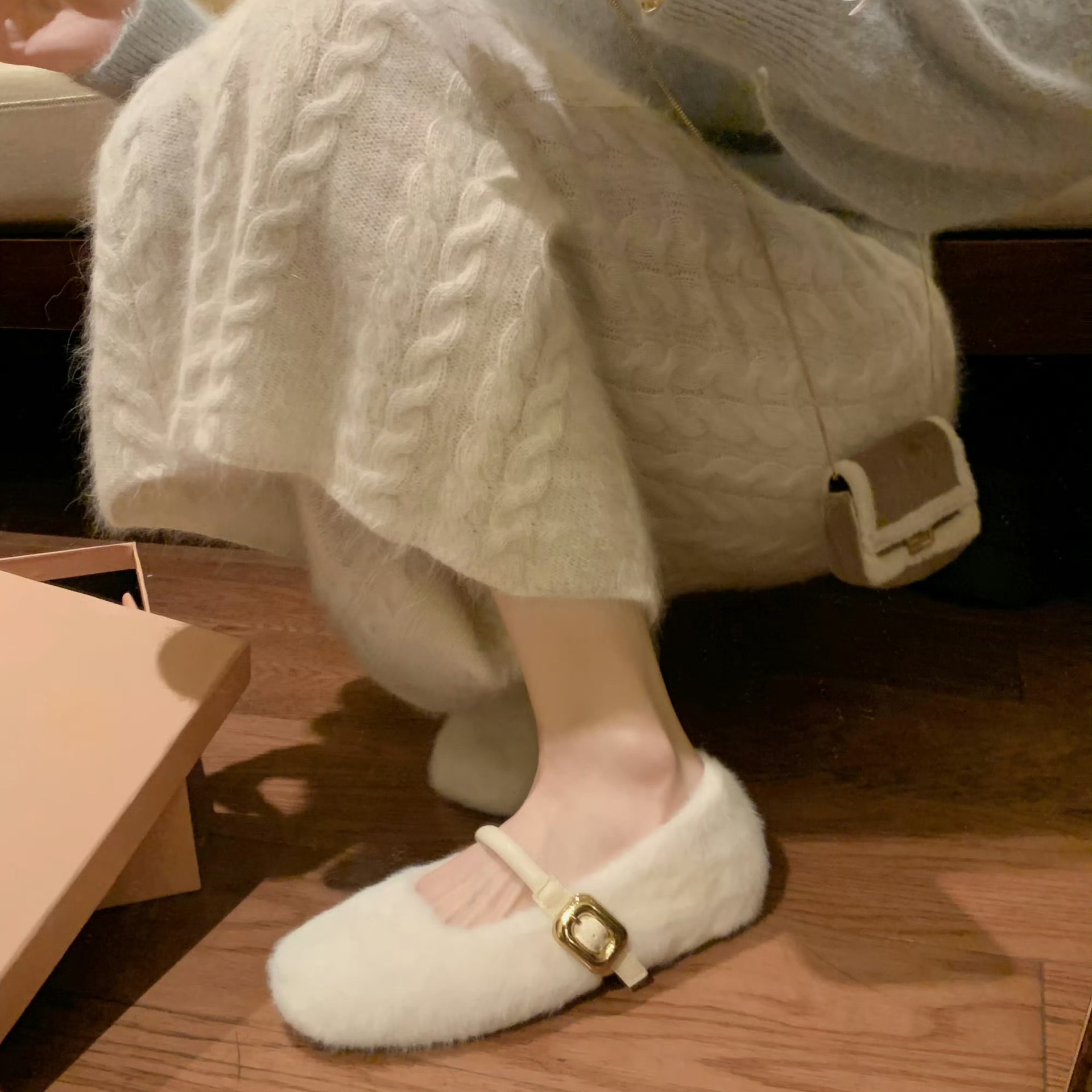 羊毛版~芭蕾风一字带内增高毛毛鞋玛丽珍单鞋女冬真皮棉鞋雪地鞋