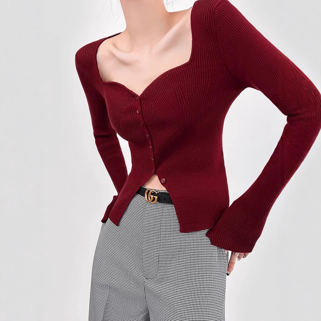 Retro burgundy knitted winter base sweater