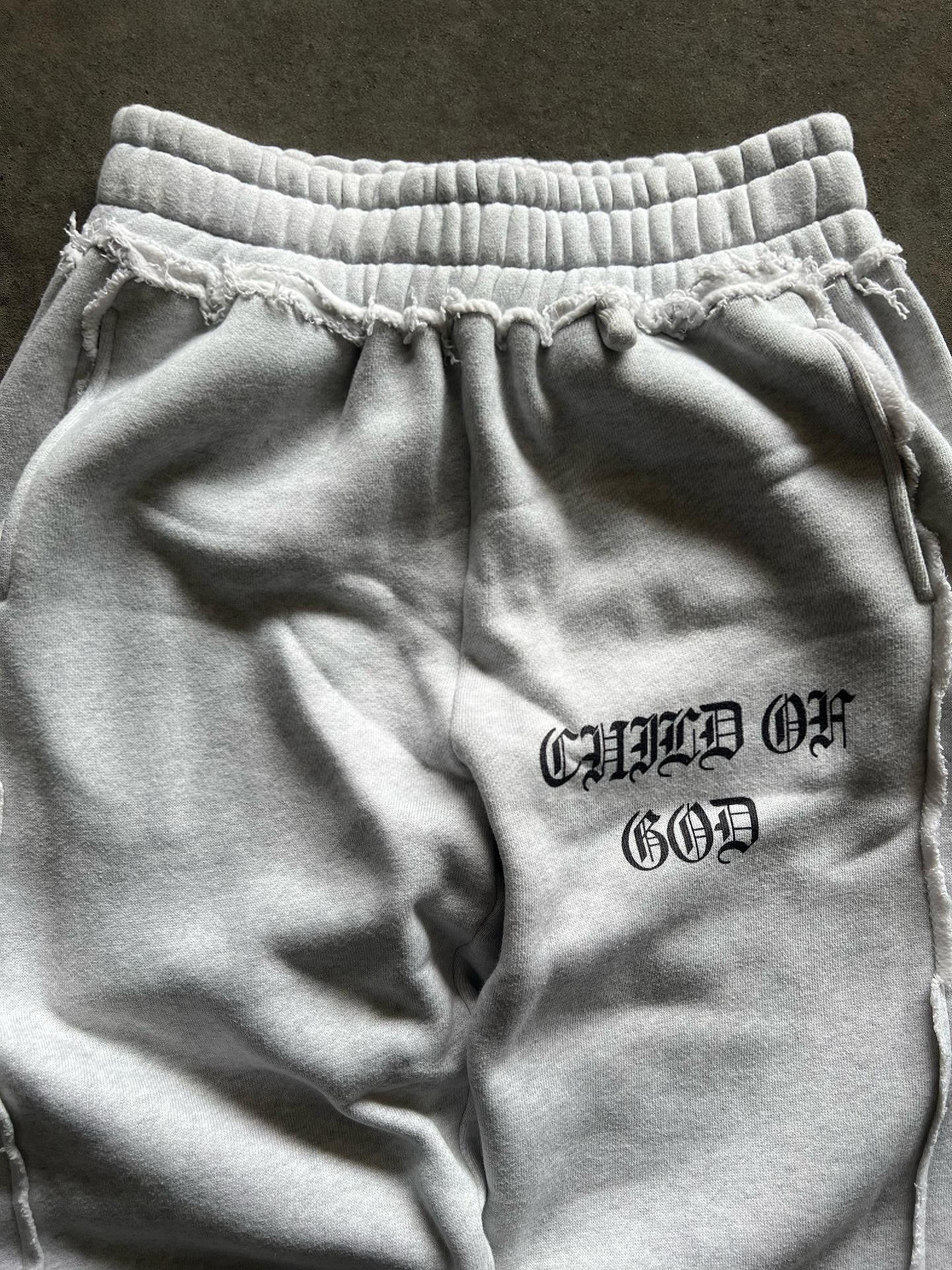 Otoño y invierno nuevo estilo europeo y americano al por mayor de moda nicho de diseño de calle personalidad impresa suelta pantalones elásticos al por mayor