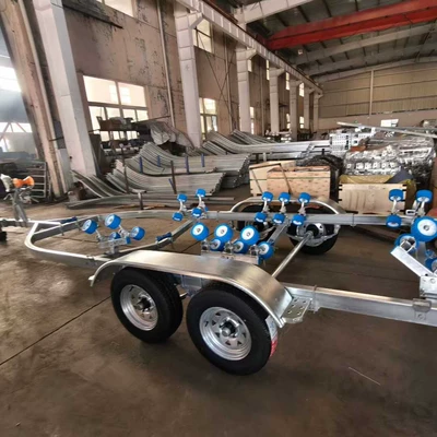 Avtomobil ehtiyat hissələri trailer 6760*2200mm, load capacity